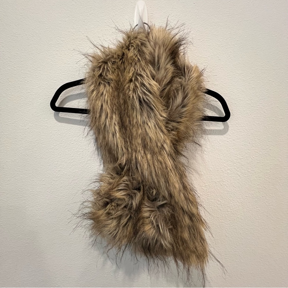 Chicos Faux Fur Neck Scarf Brown/beige One Size Neck Warmer Muff Wrap